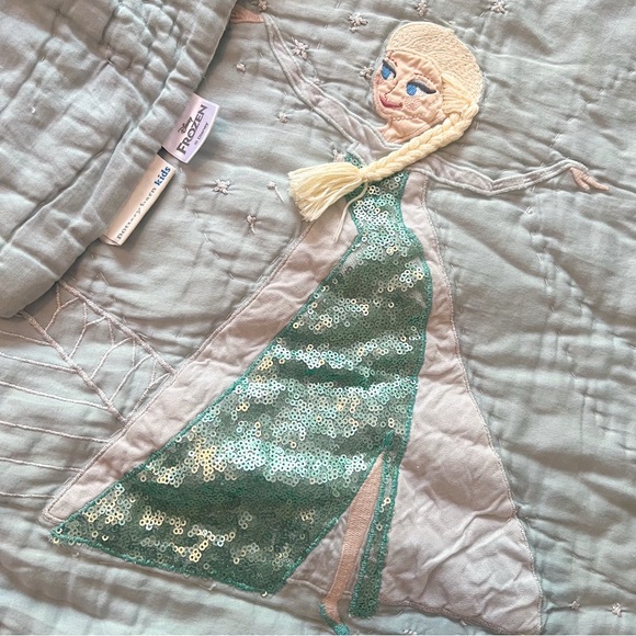Pottery Barn Kids Bedding Pottery Barn Kids Frozen Sateen Quilt